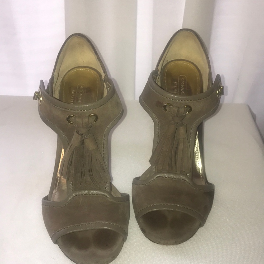 Tan tassel Coach heels